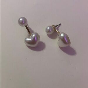 Elegant Pearl Heart Stud Earrings